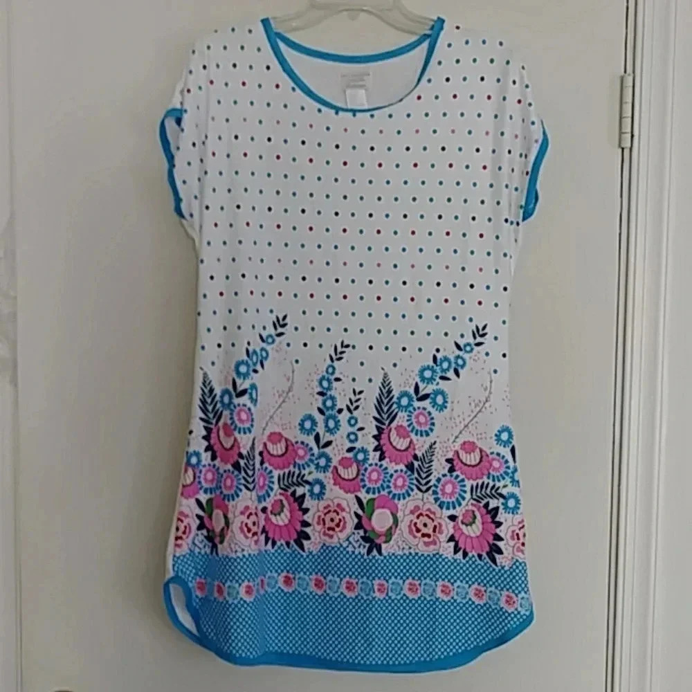 Vintage Lati Fashion Print‎ Night Gown